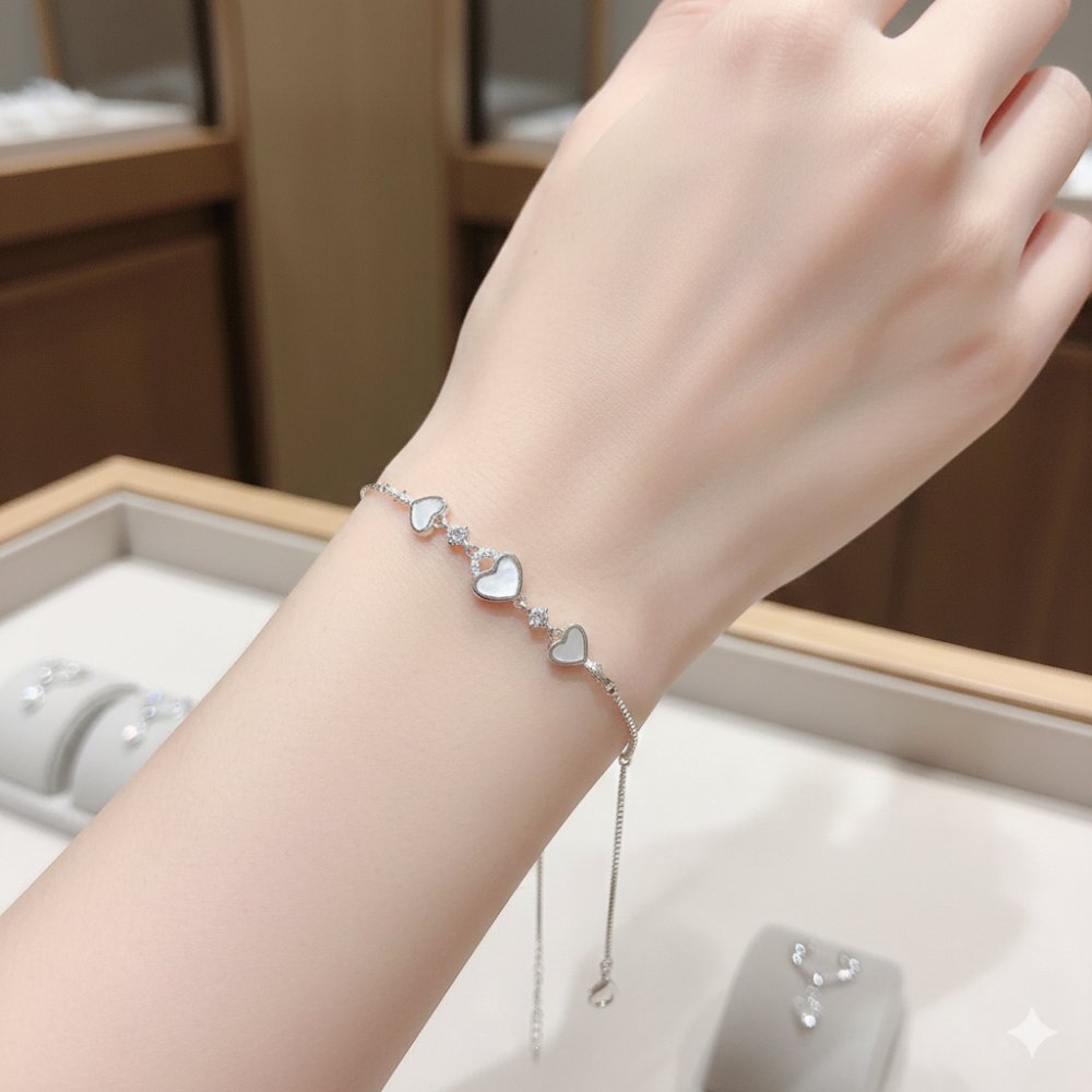 Heart of Pearl Bolo Bracelet