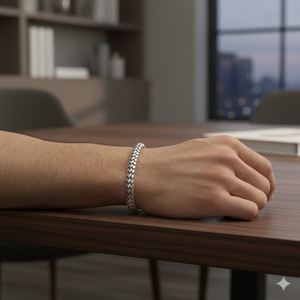 The Serpent Link Bracelet