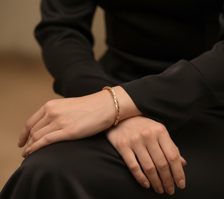 The Aurora Twist Kada