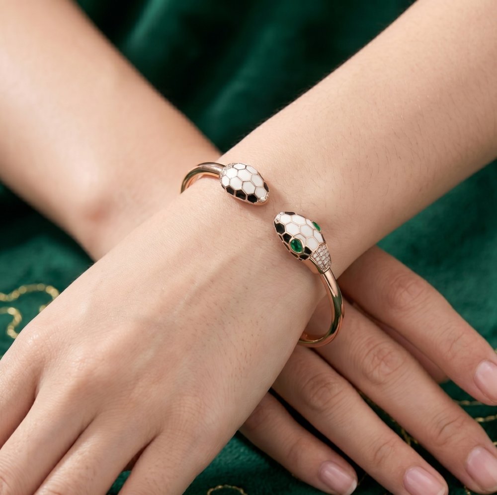 Serpentine Elegance Kada