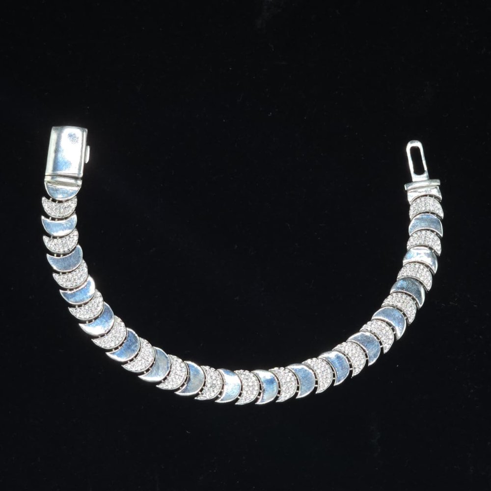 Crescent Link Bracelet