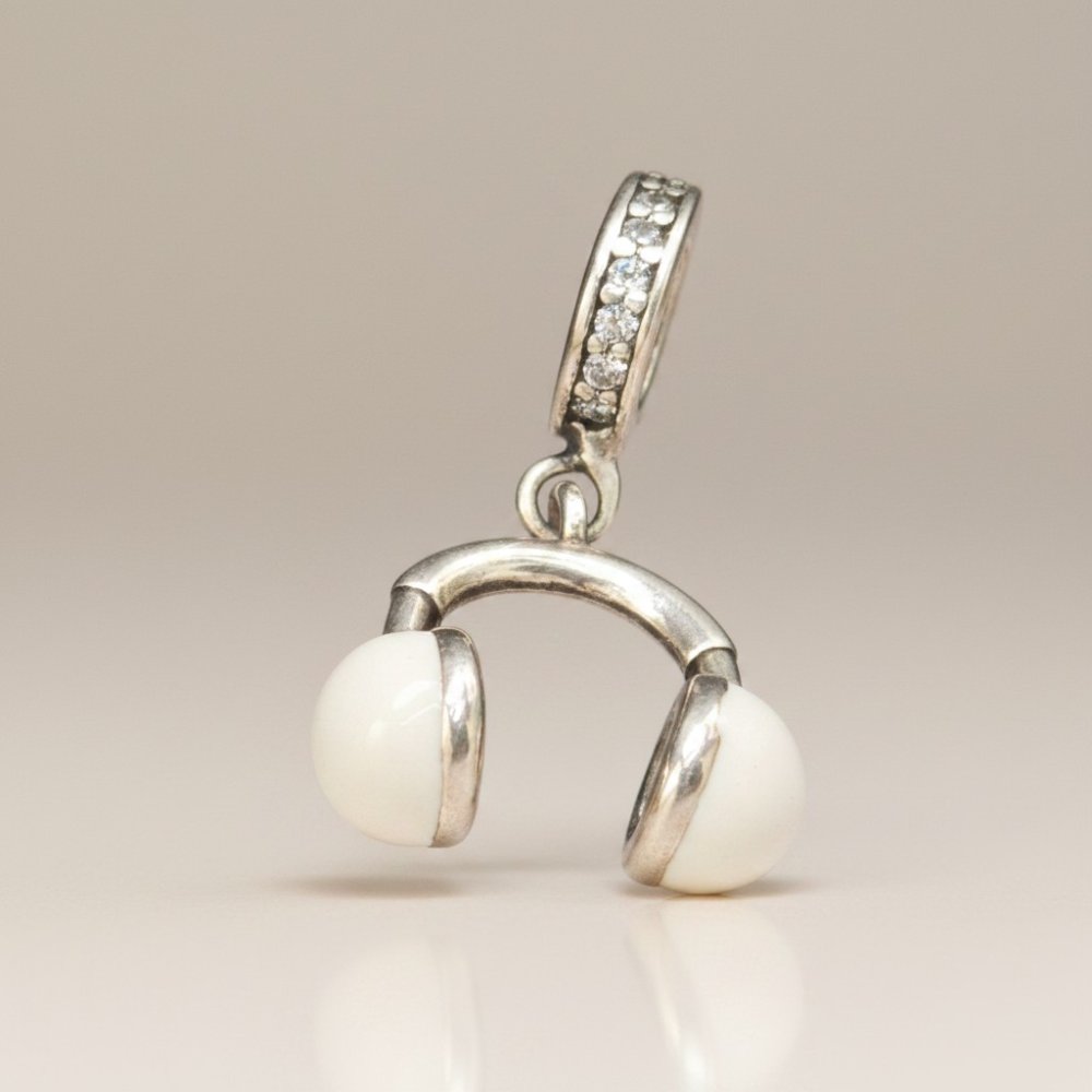 Melody Muse Charm
