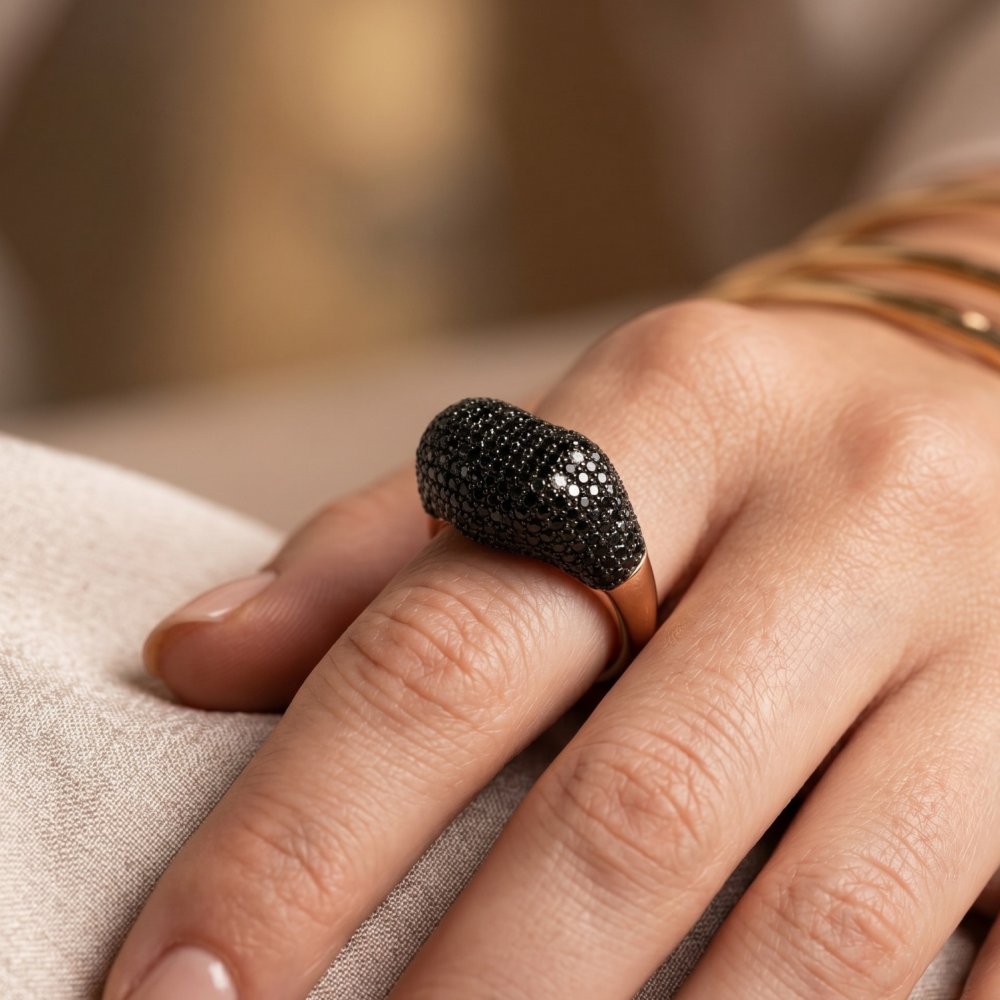 Onyx-Tone Panther Dome Ring
