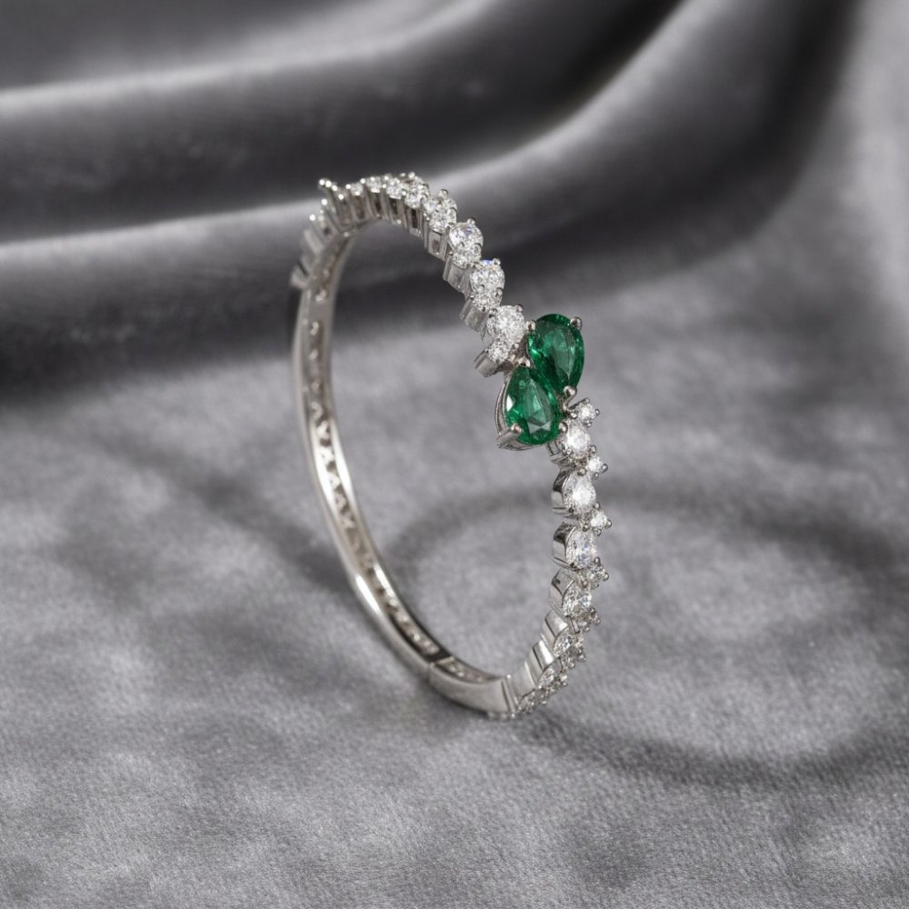 Verde Pear Bangle