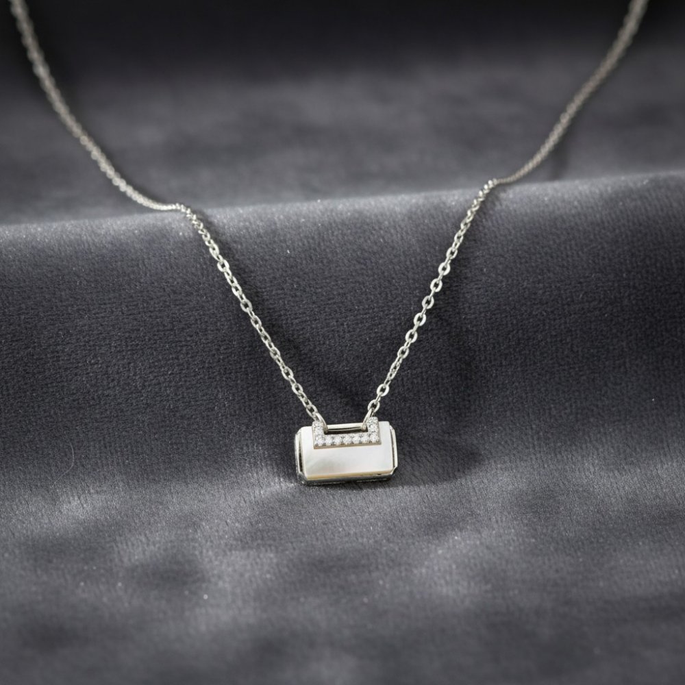 Aura Bar Necklace