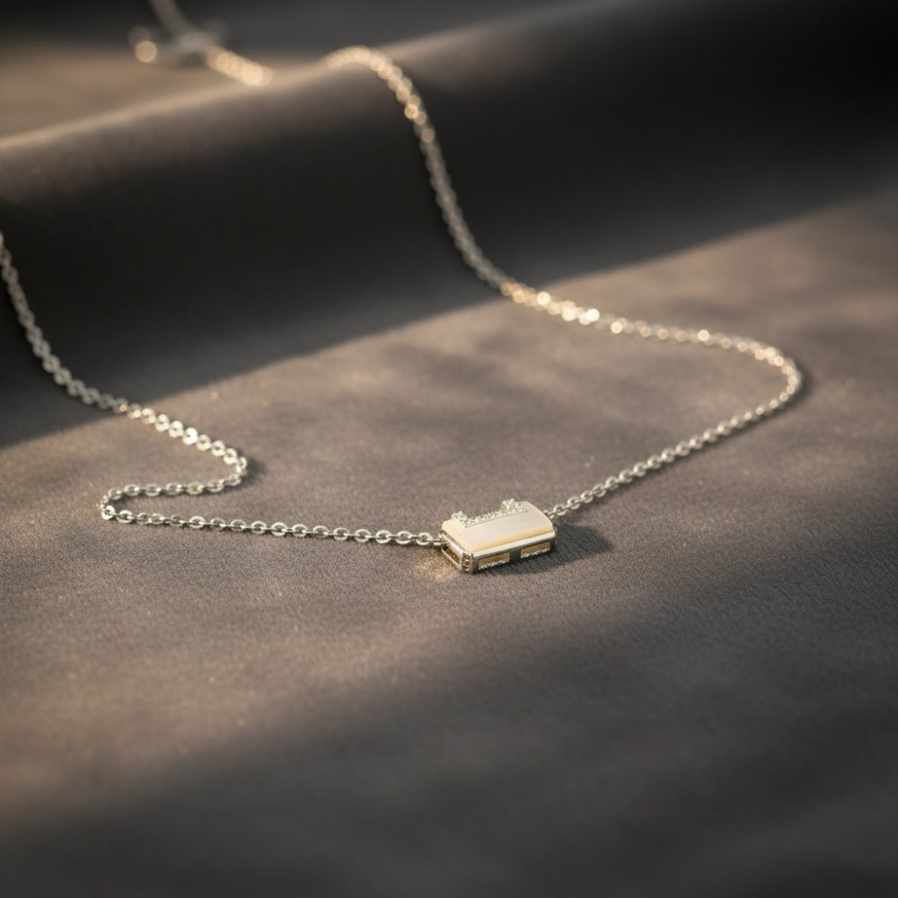 Aura Bar Necklace