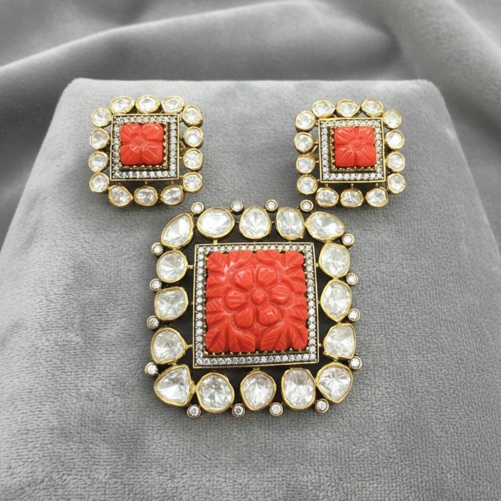 Zuri Carved Coral Set