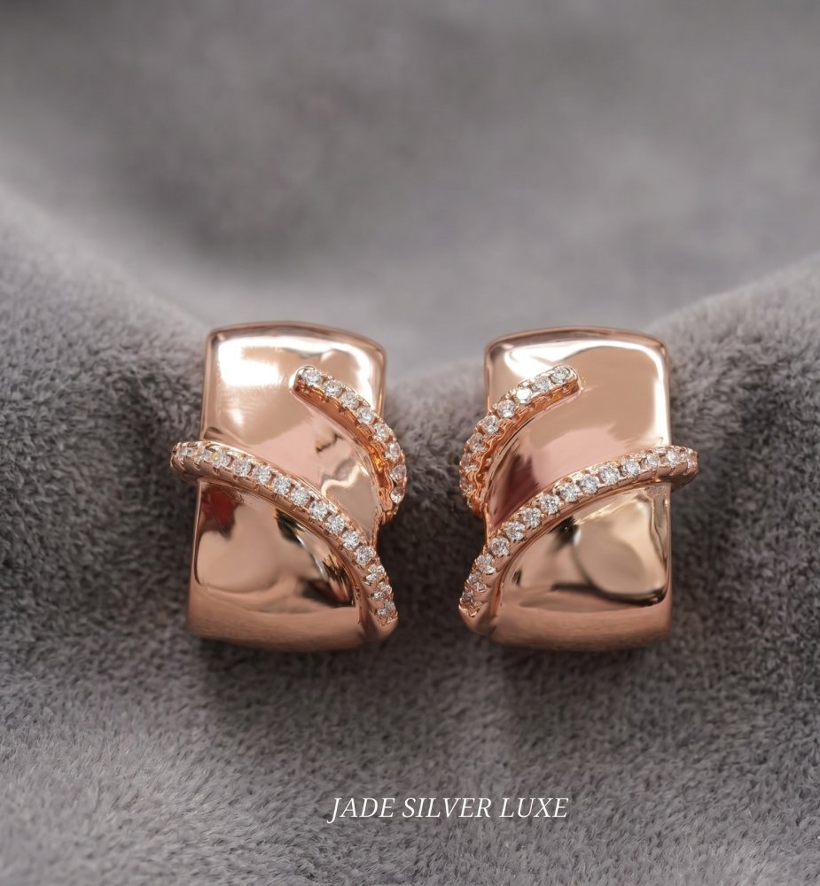 Aura Wave Studs