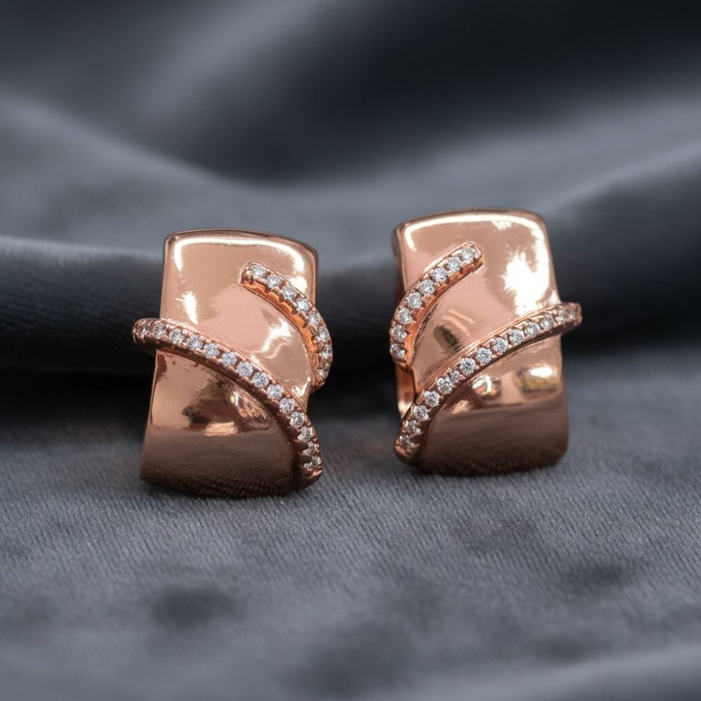 Aura Wave Studs