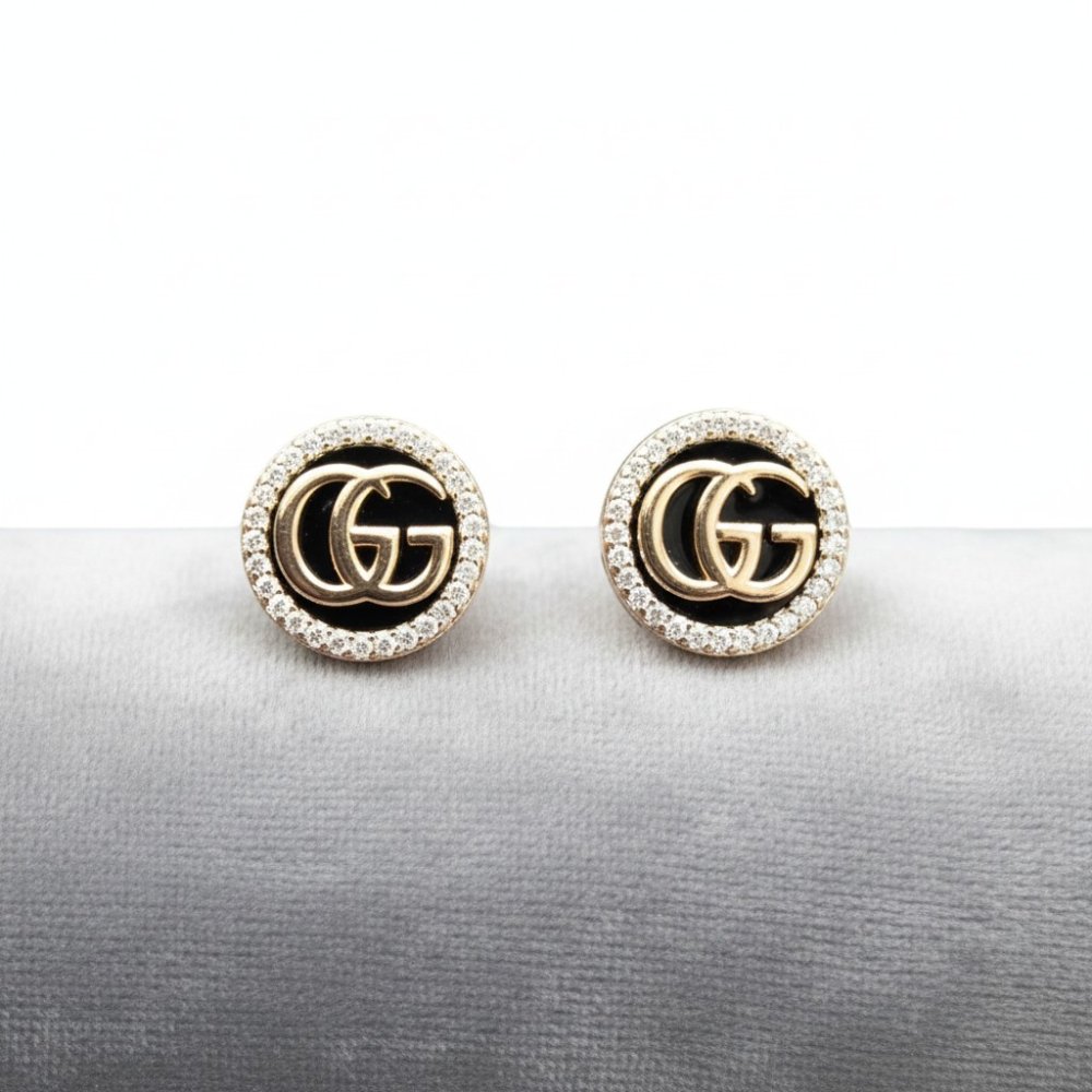 Noir Interlocking Halo Studs