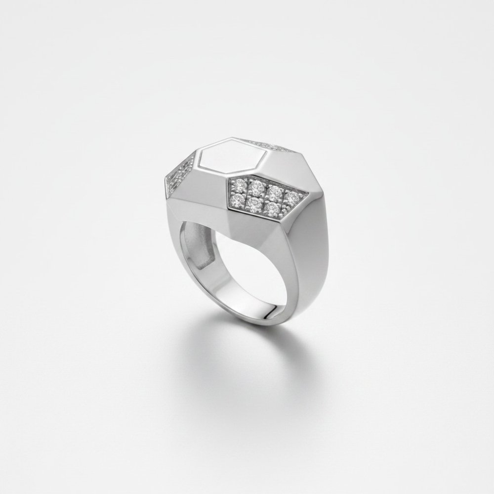 The Hexa-Facet Signet Ring