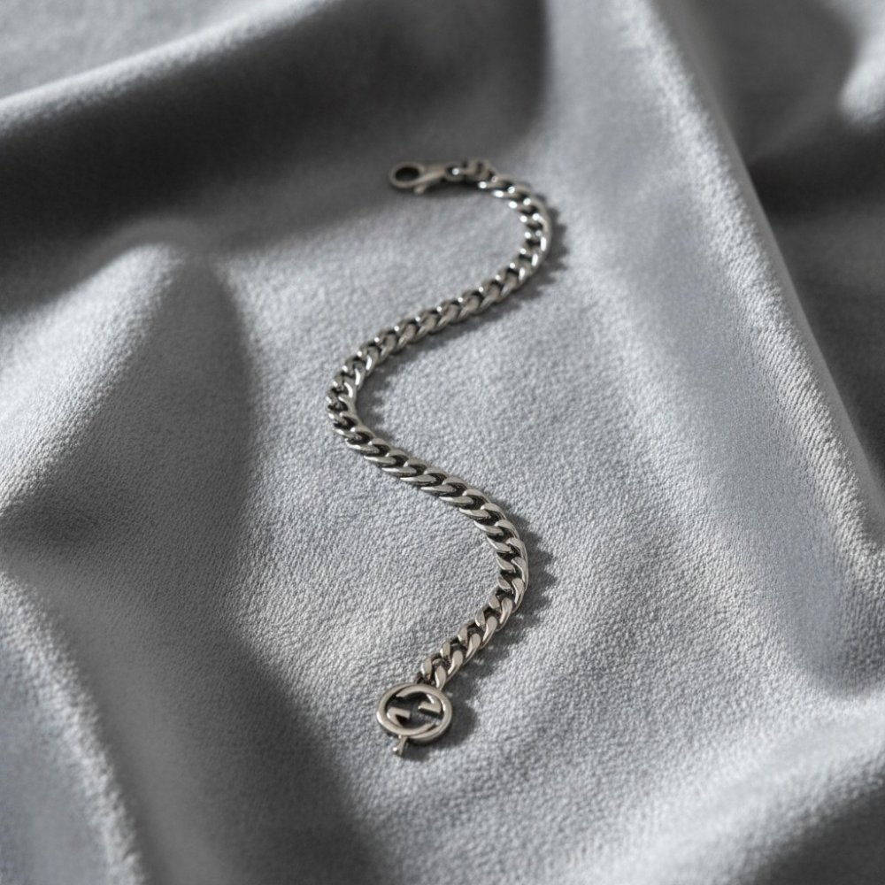 The Sterling Icon Curb Bracelet