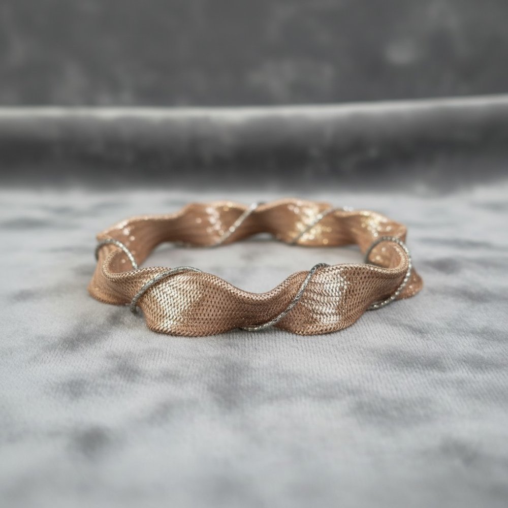 Italian Two-Tone Wavy Mesh Bangle
