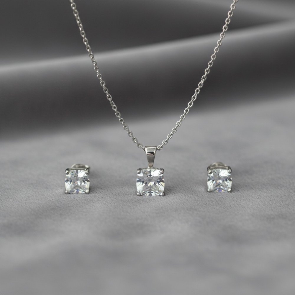 Cushion Solitaire Pendant Set