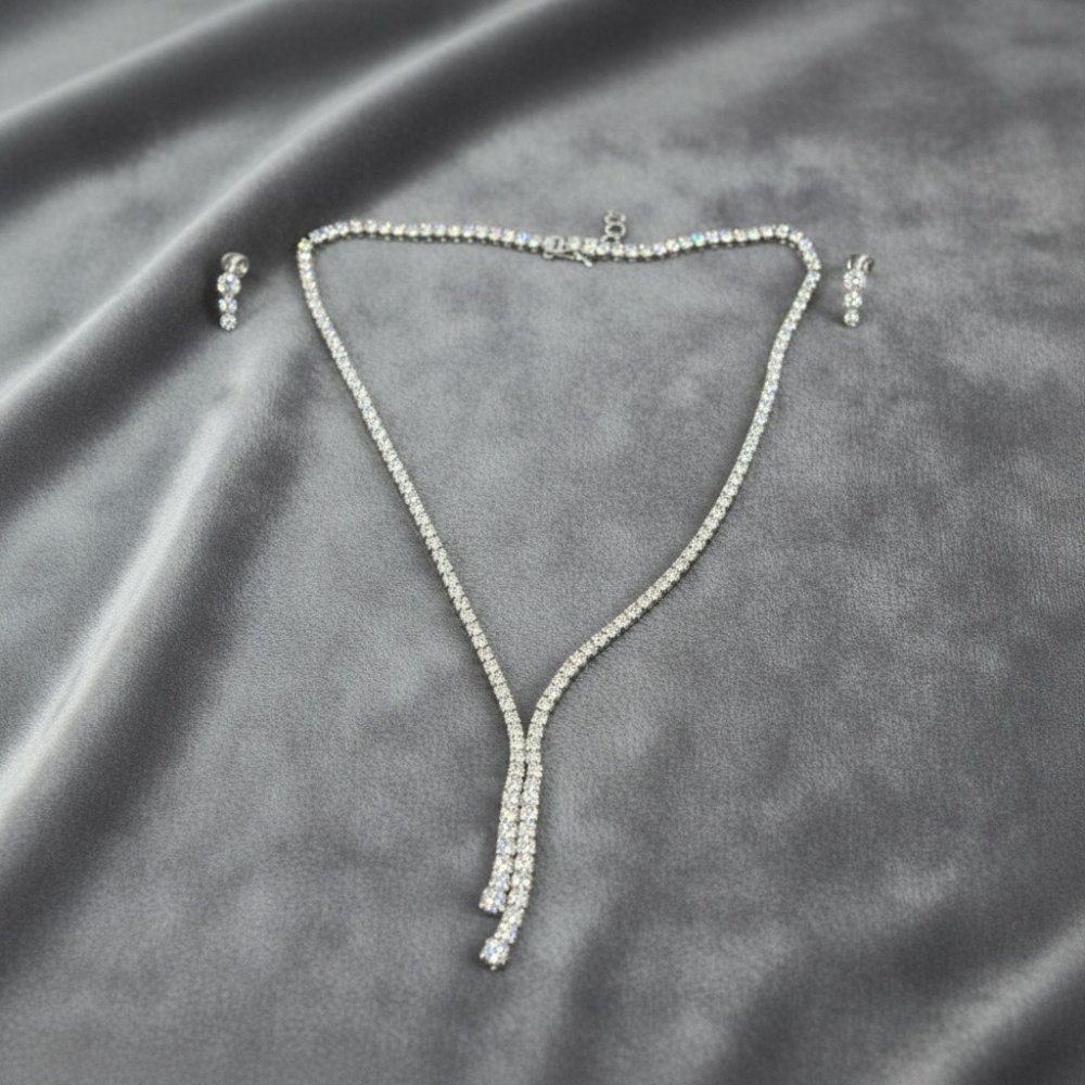 Crystal Lariat Necklace & Earrings Set