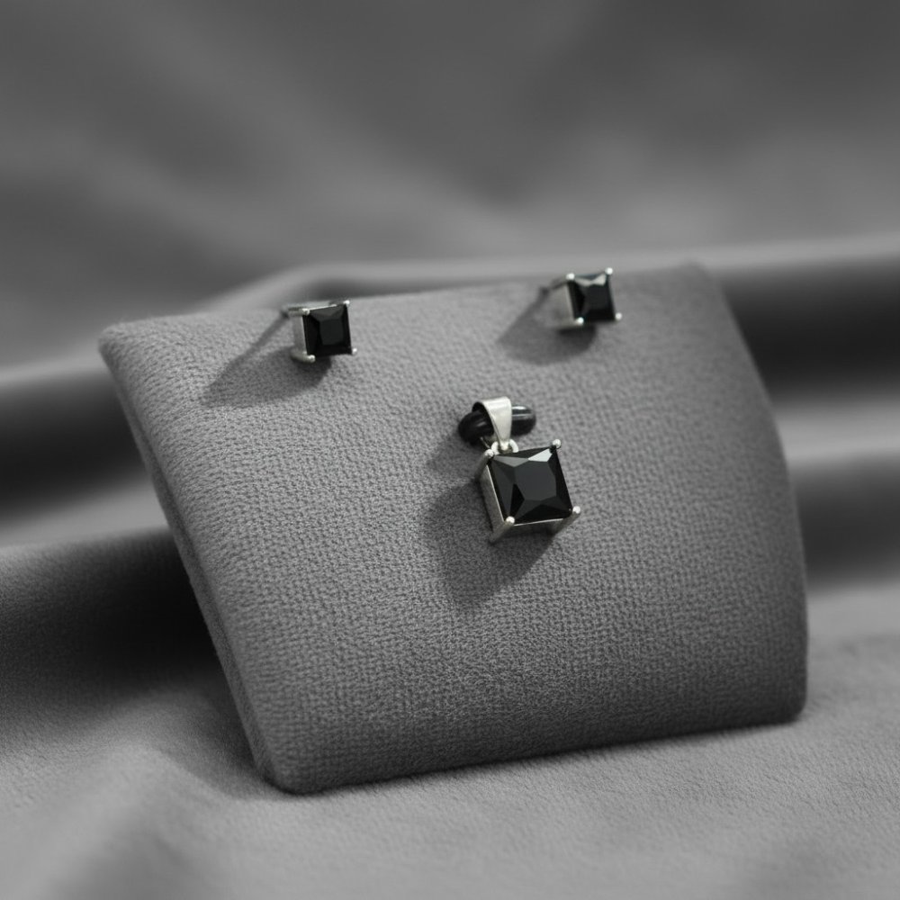 Noir Square Pendant & Earrings Set