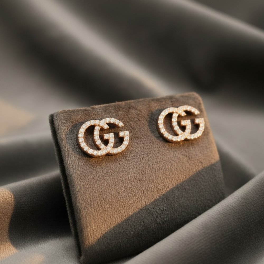 Aura Twin-G Studs