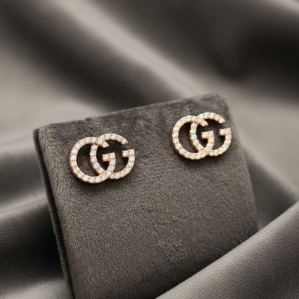 Aura Twin-G Studs
