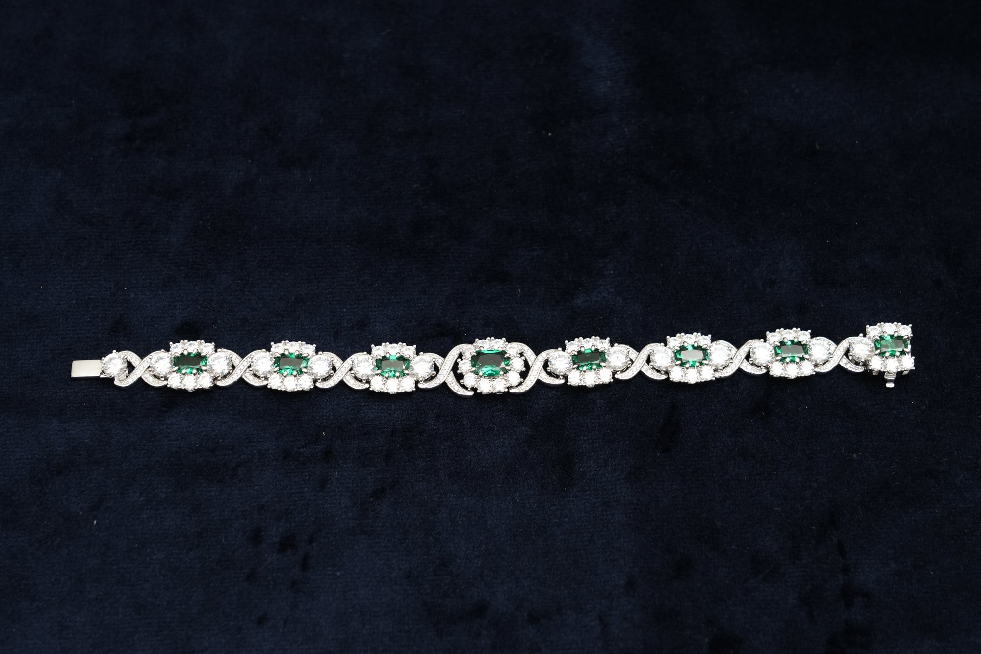 Vintage-Style Emerald Bracelet