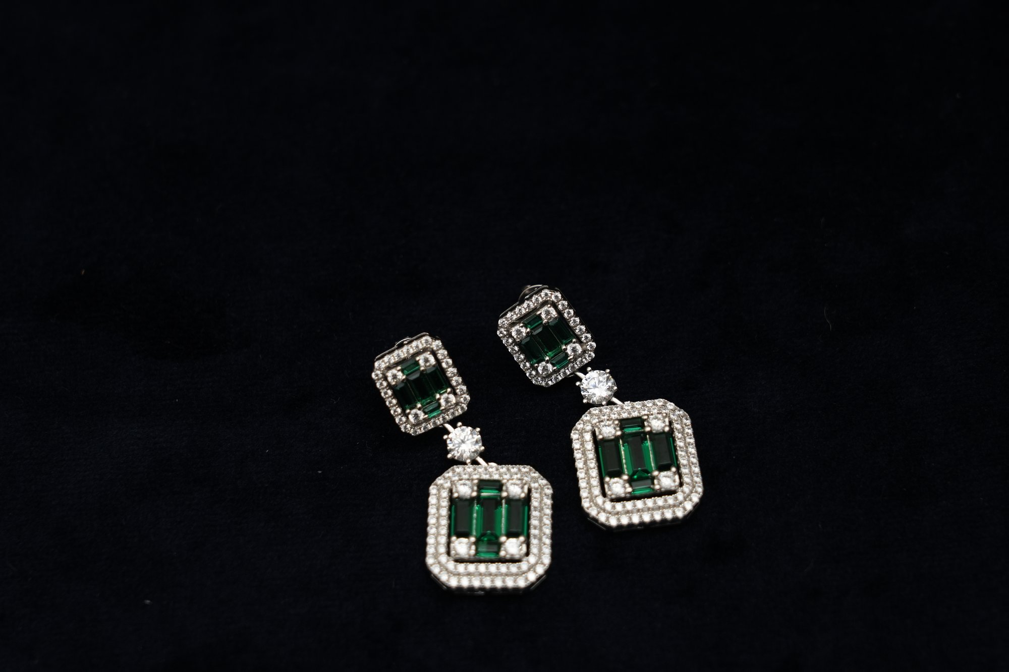 The Emerald Deco Grandeur Drops.