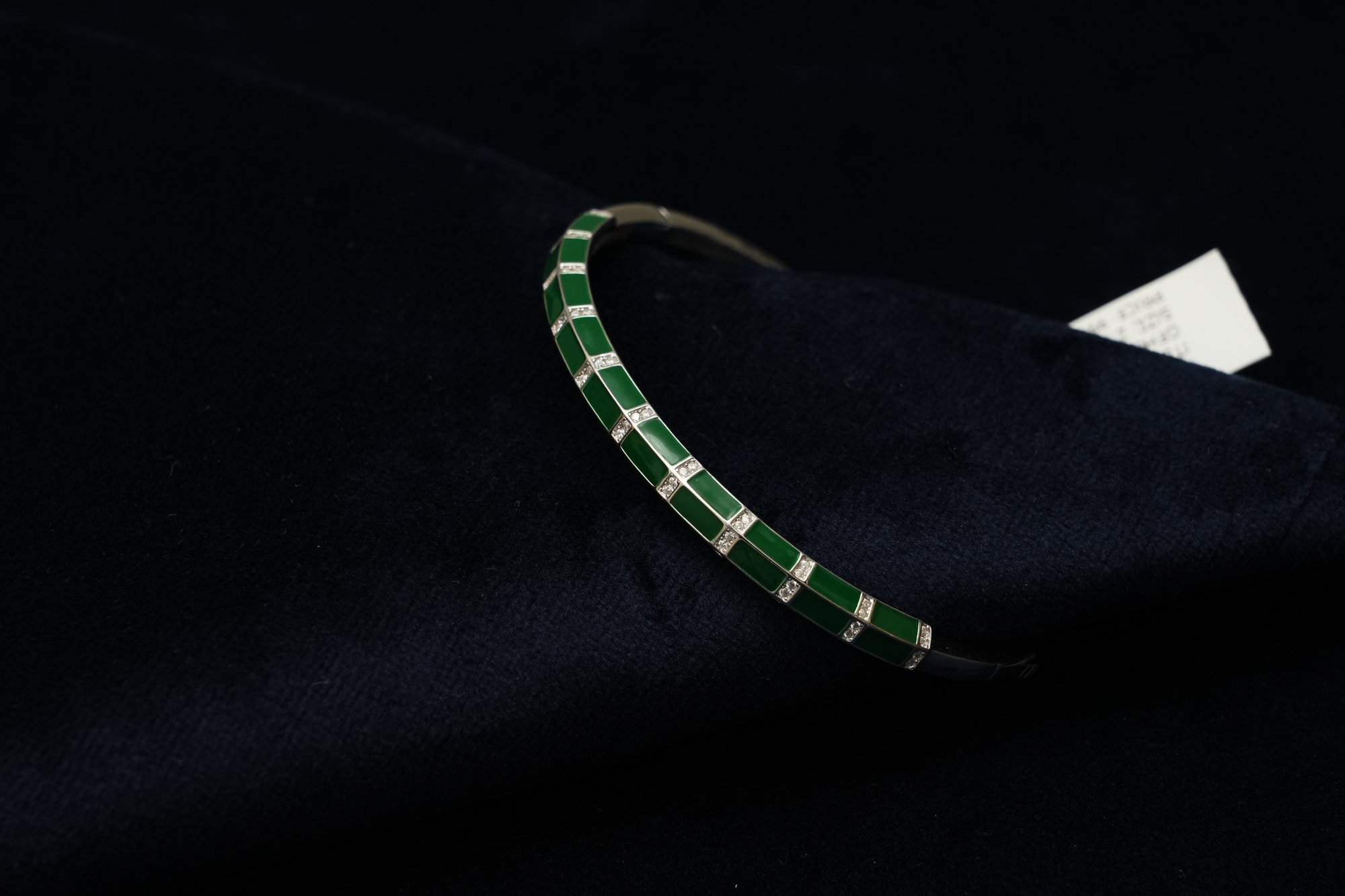 Geometric Enamel & Zirconia Kada