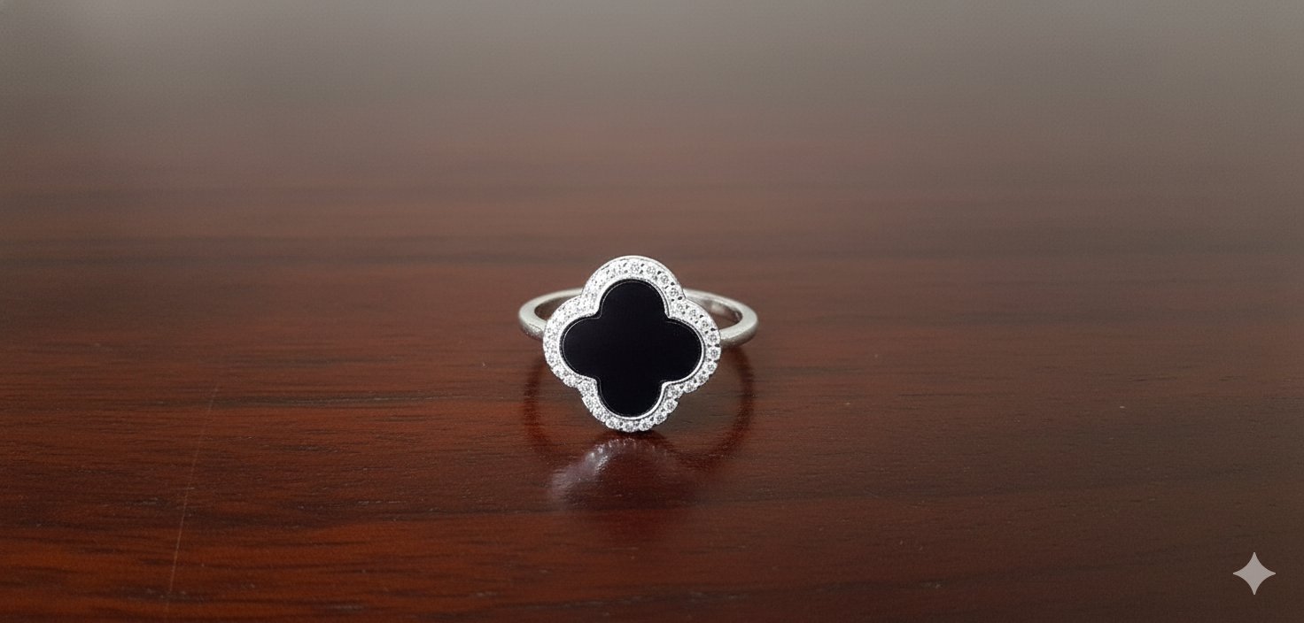 Midnight Clover Ring